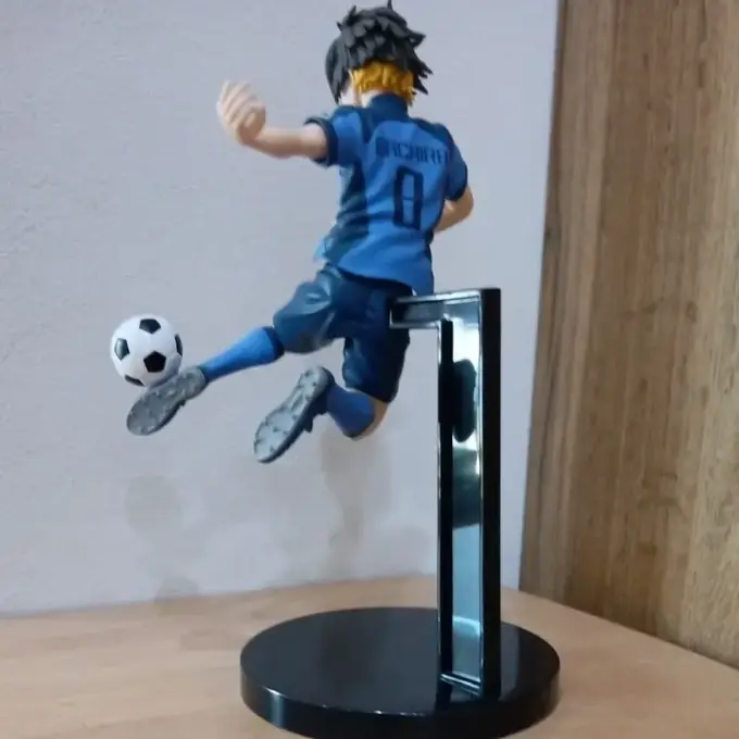 Bluelock Bachira figure